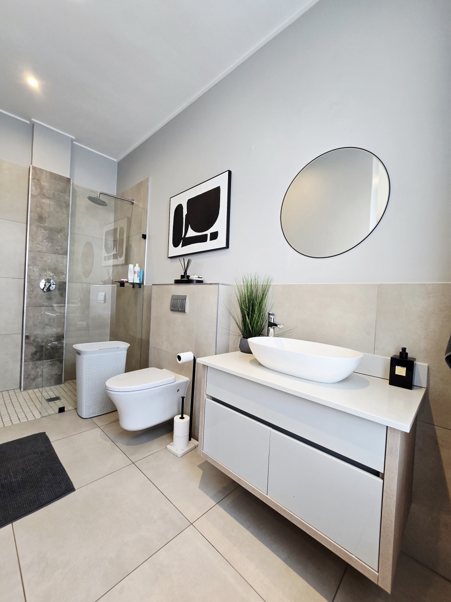 4 Bedroom Property for Sale in Kingswood Golf Estate Western Cape